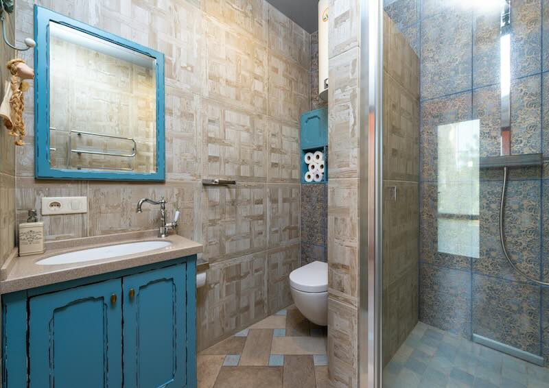 Bathroom Cabinet Colors - Blue