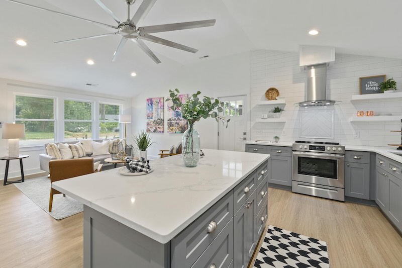 Modern Gray Kitchen Cabinets